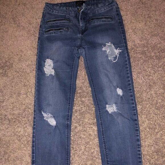 CELEBRITY Pink Distressed Ripped skinny Jeans - Picture 8 of 8